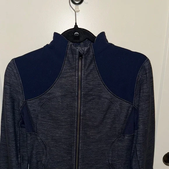 ✨ Lululemon denim define jacket - Picture 2 of 12